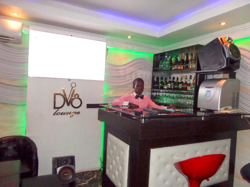 DV8 Hotel Lagos Buitenkant foto